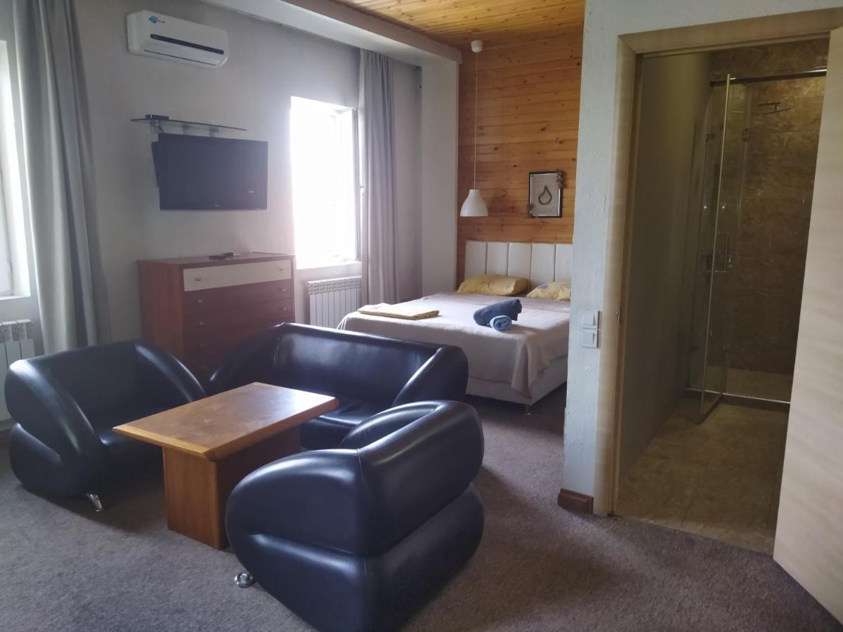 Hotel Strelets Bishkek Exterior foto
